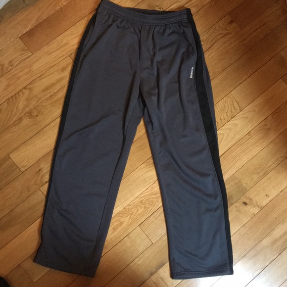 reebok athletic clothing